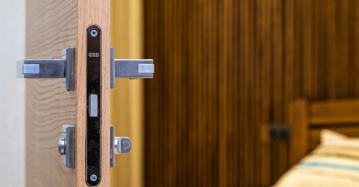 Full Mortise Lock Replacement: Upgrading Door Knob Locks and Aging Hardware in Older Homes — King Locksmith NYC